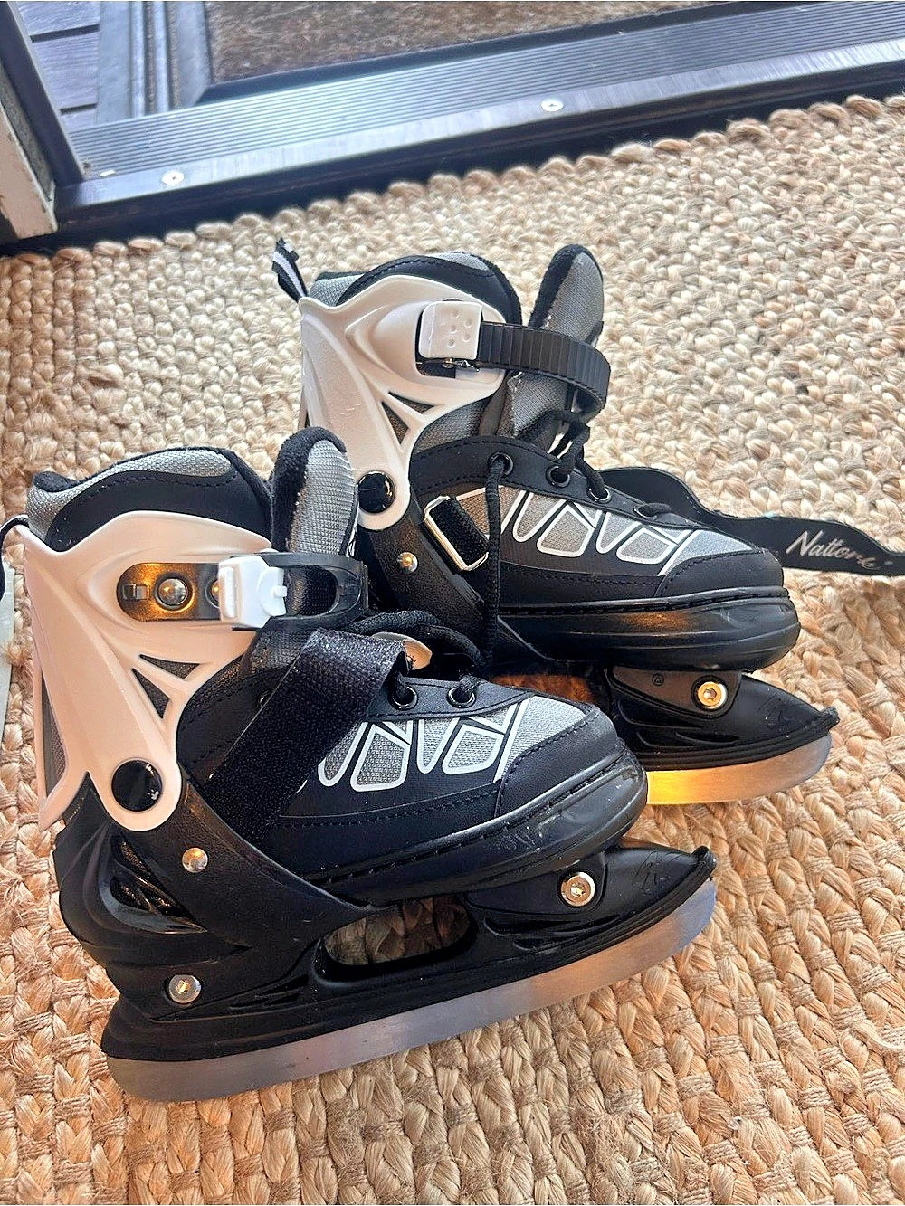Nattork Adjustable Kids Ice Skates Black & White Ice Skates